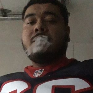 Meet your Posher, Luis